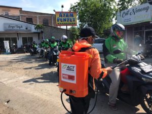 Bank Aceh Bantu ARC Unsyiah Tingkatkan Produksi Hand Sanitizer