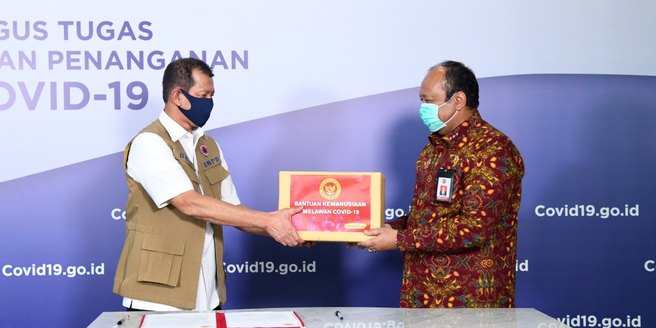 BIN Serahkan Bantuan Alkes dan APD Penanganan COVID – 19