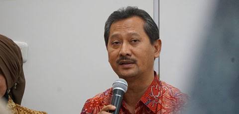 Kemenkes Imbau Dokter Tak Praktik Rutin Kecuali Emergensi