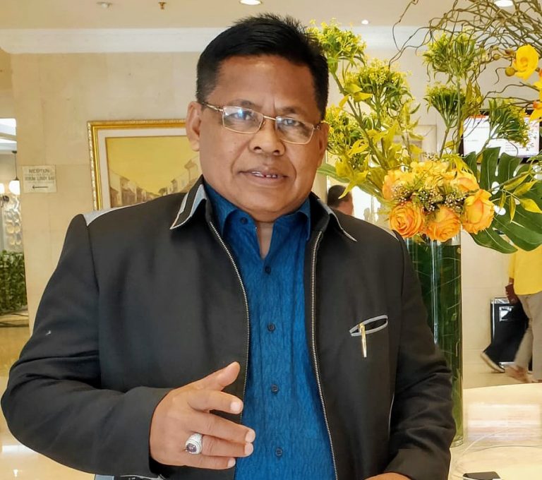 Wali Kota Minta Perbankan Tangguhkan Pembayaran Tagihan Kredit bagi PNS