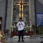 Menag Yaqut Cholil Qoumas saat berada di gereja