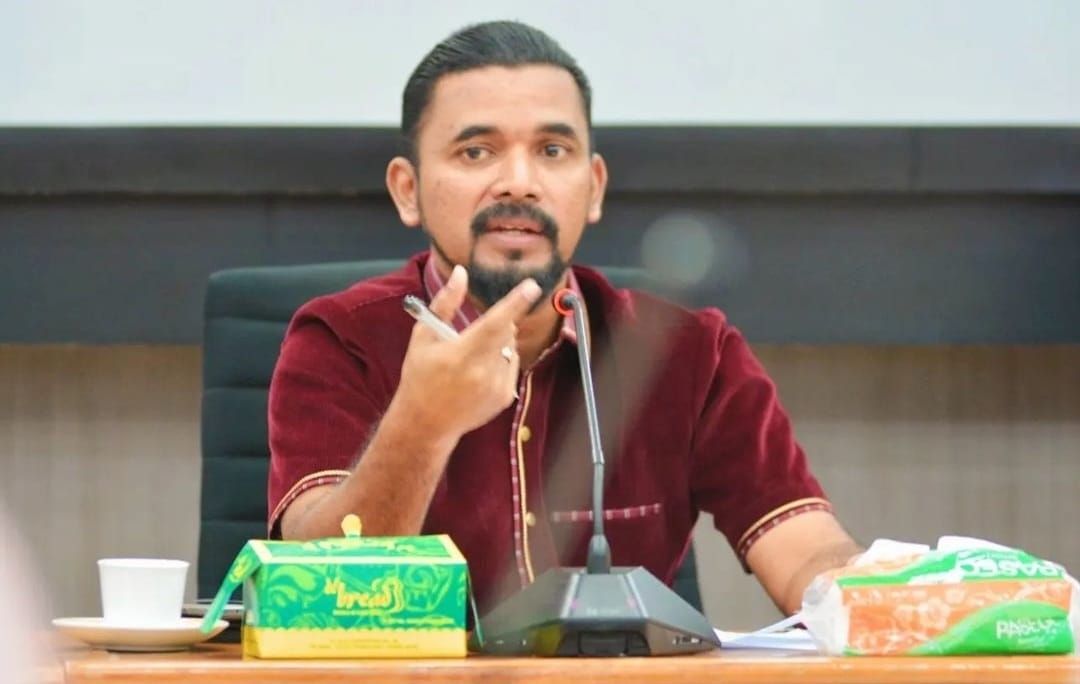 Ketua Komisi 1 DPRA Iskandar Usman Al-Farlaky