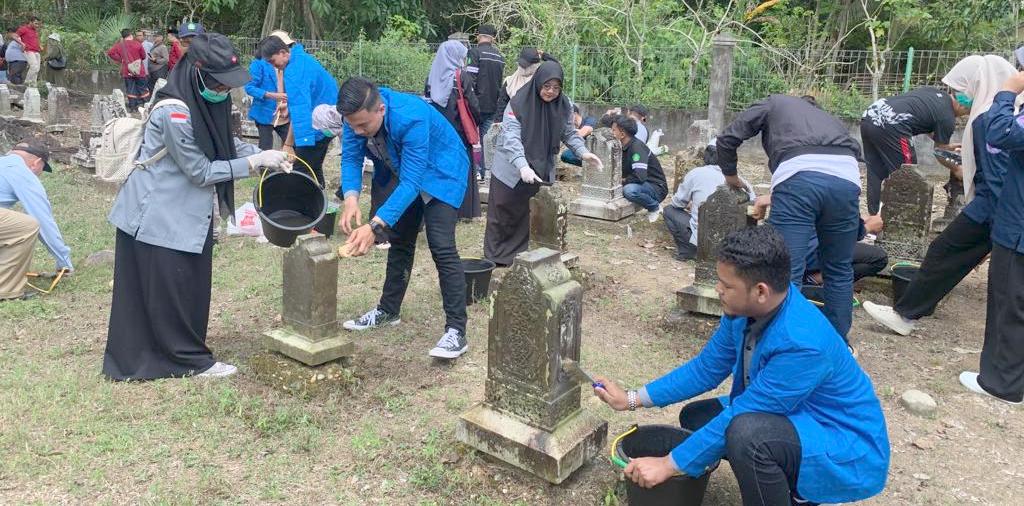 Fakultas Adab dan Humaniora UIN Ar-Raniry Banda Aceh melakukan Kolaborasi Pengabdian bertaraf internasional dengan International Islamic University Malaysia (IIUM) di Aceh Utara dan Lhokseumawe