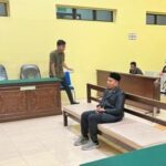 Mantan Bupati Bener Meriah Ahmadi saat menghadiri sidang pembacaan vonis di PN Simpang Tiga Redelong