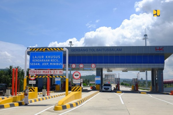 Gerbang Tol Baitussalam ruas Sigli-Banda Aceh (Sibanceh) seksi 6 Kuta Baro-Baitussalam