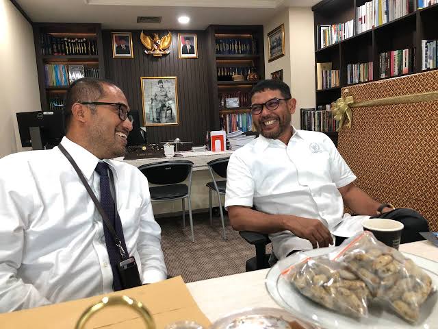 Ketua YARA Safaruddin, bersama Ketua Forum Bersama (Forbes) Anggota DPR dan DPD RI asal Aceh, M. Nasir Djamil, saat diskusi di ruang kerjanya Gedung DPR RI, Jakarta, Rabu (24/5)