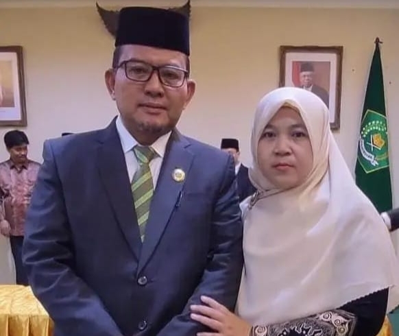 Drs H Azhari dilantik menjadi Kepala Kantor Wilayah Kementerian Agama Provinsi Aceh