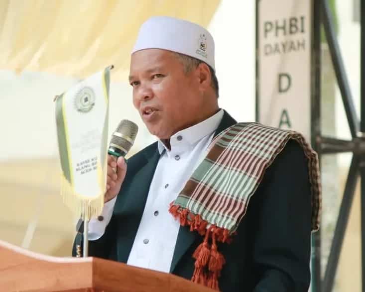 Pimpinan Dayah Darul 'Ulum Al-Fata, Kayee Kunyet, Montasik, Aceh Besar Tgk H Marwan Abdullah