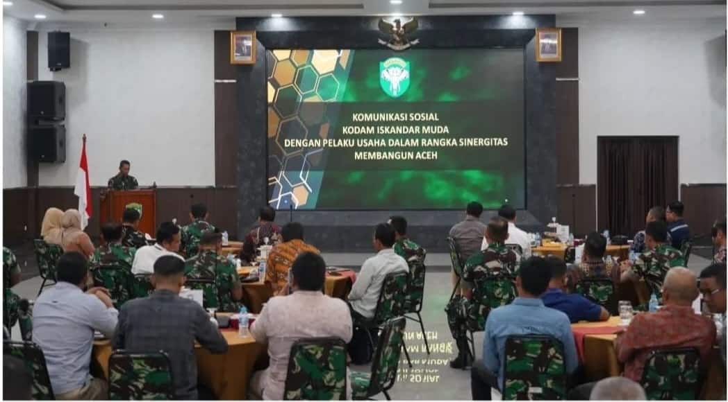 Pangdam IM Mayjen TNI Novi Helmy Prasetya menggelar pertemuan dengan pelaku usaha dalam rangka sinergitas untuk membangun Aceh, Jum'at (2/6)