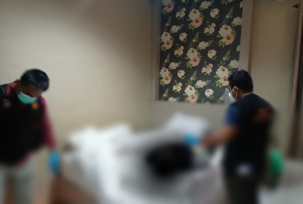 Seorang pria paruh baya warga Desa Mangkusuman, Kecamatan Tegal Timur ditemukan meninggal dunia di kamar Hotel Al-Hanifi sekitar pukul 10.00 pagi, Sabtu (24/6/2023)