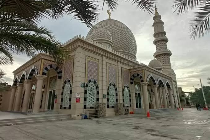 Masjid Harun Keuchik Leumiek Lamseupeung Banda Aceh