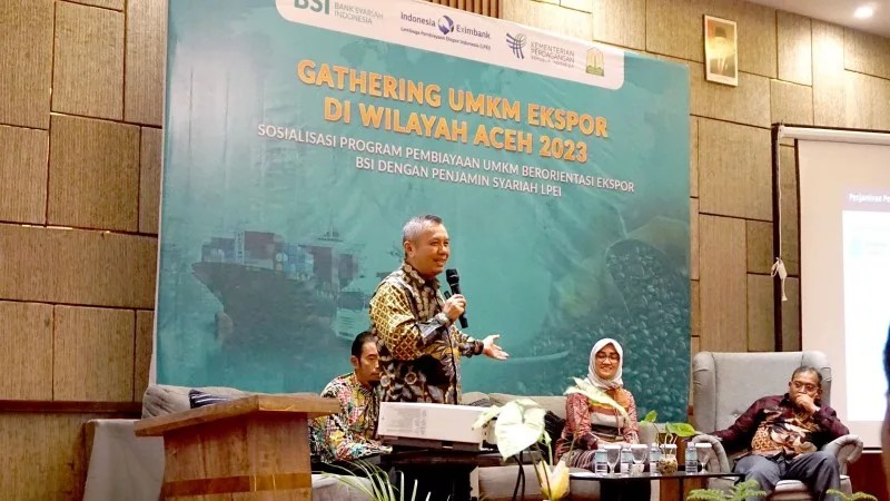 LPEI bersama BSI dan Kementerian Perdagangan menyelenggarakan sosialisasi pembiayaan ekspor syariah BSI dan penjaminan pembiayaan LPEI bagi UMKM di Aceh (Foto: LPEI)