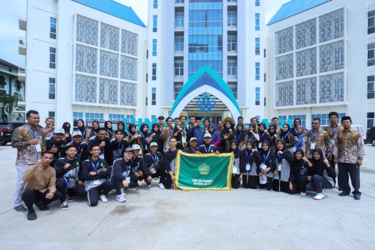 UIN Ar-Raniry meraih peringkat keempat dalam ajang kompetisi PKM III PTKIN se-Sumatera dan PTI se-Asia Tenggara yang berlangsung di UIN Sulthan Thaha Saifuddin Jambi, sejak 24-29 Juli 2023