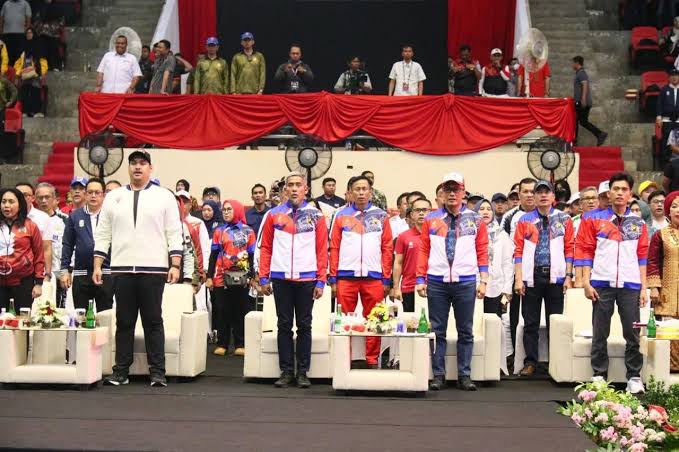 Menpora Dito Ariotedjo saat menutup PORNAS XVI KORPRI 2023 di Semarang, Jawa Tengah, Jum'at (21/7)