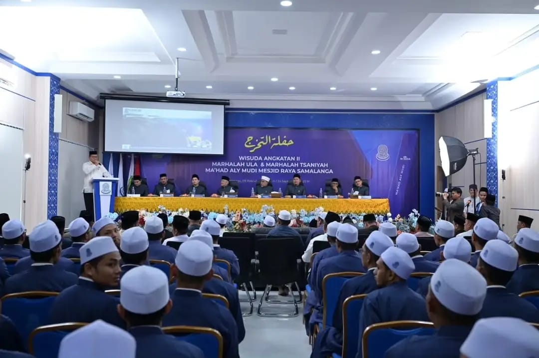 Dayah Ma'hadal ‘Ulum Diniyah Islamiyah Mesjid Raya (MUDI Mesra) mewisuda 122 mahasantri angkatan II di aula gedung Ma’had Aly Mudi Mesra Samalanga, Bireuen, Ahad (24/9)