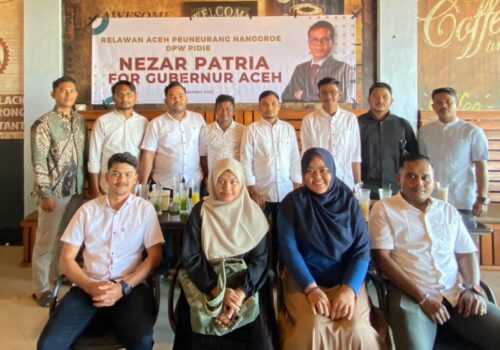 Sejumlah warga Pidie, yang tergabung dalam Relawan Aceh Peuneurang Nanggroe Wilayah Pidie, Jum'at (8/9) mendeklarasikan Nezar Patria sebagai Calon Gubernur Aceh dalam Pilkada 2024