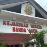 Kejari Banda Aceh melakukan penyidikan dugaan tindak pidana korupsi pengadaan buku tentang Adat Istiadat Aceh dan Meubelair pada Majelis Adat Aceh