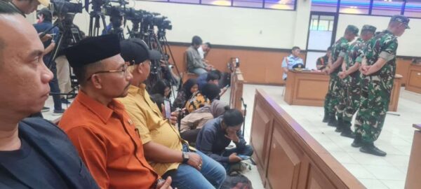 Sidang kasus pembunuhan Imam Masykur dengan terdakwa satu orang oknum Paspampres dan dua oknum anggota TNI lainnya, digelar Senin (30/10) di Pengadilan Militer II-08 Cakung, Jakarta Timur