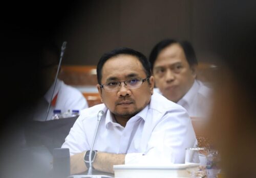 Menteri Agama Yaqut Cholil Qaumas pada Rapat Kerja dengan Komisi VIII DPR RI di Gedung Parlemen, Senayan, Jakarta, Senin (13/11)