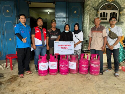 PT Pertamina Patra Niaga Regional Sumbagut melalui Program Pertamina Peduli menyalurkan bantuan untuk masyarakat terdampak banjir dan longsor di Aceh Tenggara