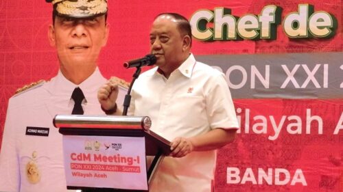 Ketum KONI Pusat Marciano Norman membuka Chef de Mission (CdM) Meeting 1 PON XXI/2024 Aceh-Sumut wilayah Aceh di Hotel Hermes Palace Banda Aceh, Sabtu (16/12)