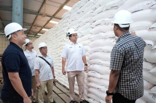 PT Pupuk Iskandar Muda (PIM)–anak usaha PT Pupuk Indonesia (Persero)–memastikan kesiapan stok pupuk dalam menghadapi musim tanam awal tahun 2024. (Foto: Dok. Humas PT PIM)