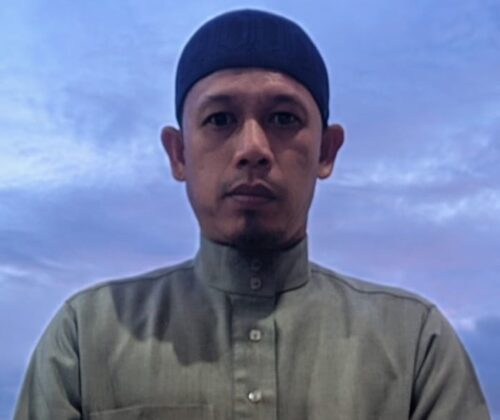 Pengajar pada Pesantren Dar Maryam Samahani, Aceh Besar, Ustaz Aiyub Rusli
