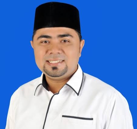 Ketua BKPRMI Aceh Dr Mulia Rahman MA bertindak sebagai khatib pada shalat Idul Fitri 1 Syawal 1445 Hijriah yang dipusatkan di Lapangan Blang Padang Banda Aceh