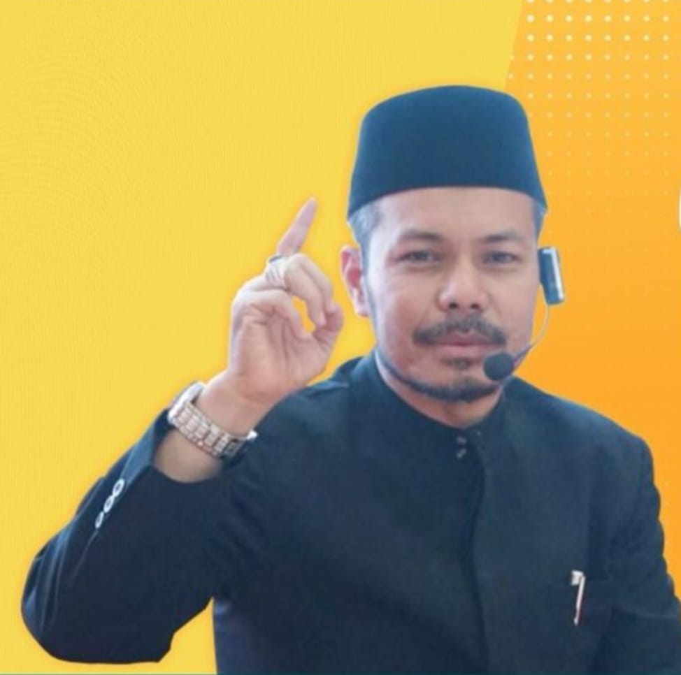 Pimpinan Dayah Babul Maghfirah Cot Keueng Aceh Besar Tgk H Masrul Aidi Lc