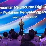 Kapolri Jenderal Pol Listyo Sigit Prabowo meluncurkan sistem online single submission (OSS) pengurusan izin event, di Gedung The Tribrata, Jakarta Selatan, Senin (24/6/2024). Foto: Humas Polri