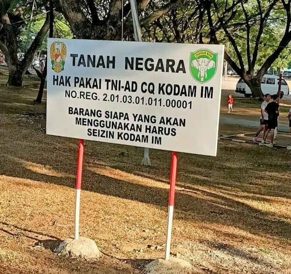 Lapangan Blang Padang Banda Aceh yang merupakan tanah wakaf untuk Masjid Raya Baiturrahman dikuasai TNI-AD Cq Kodam Iskandar. Foto: Istimewa