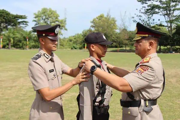 Wakapolda Aceh Brigjen Pol Armia Fahmi memimpin upacara pembukaan Diktukba Polri gelombang II tahun 2024 di SPN Seulawah, Aceh Besar, Senin (22/7). Foto: Istimewa