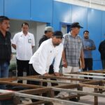 Pj Bupati Aceh Besar, Muhammad Iswanto bersama Presiden Ferkushi TA Hafil Fuddin melakukan peninjauan venue Cabor Kurash PON XXI/2024 JSC Kota Jantho, Sabtu (31/8/2024). Foto: For Infoaceh.net