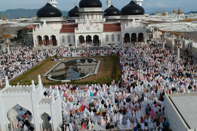 Pemerintah Aceh melalui memusatkan pelaksanaan Shalat Idulfitri pada 1 Syawal 1446 Hijriah/2025 di Masjid Raya Baiturrahman Banda Aceh