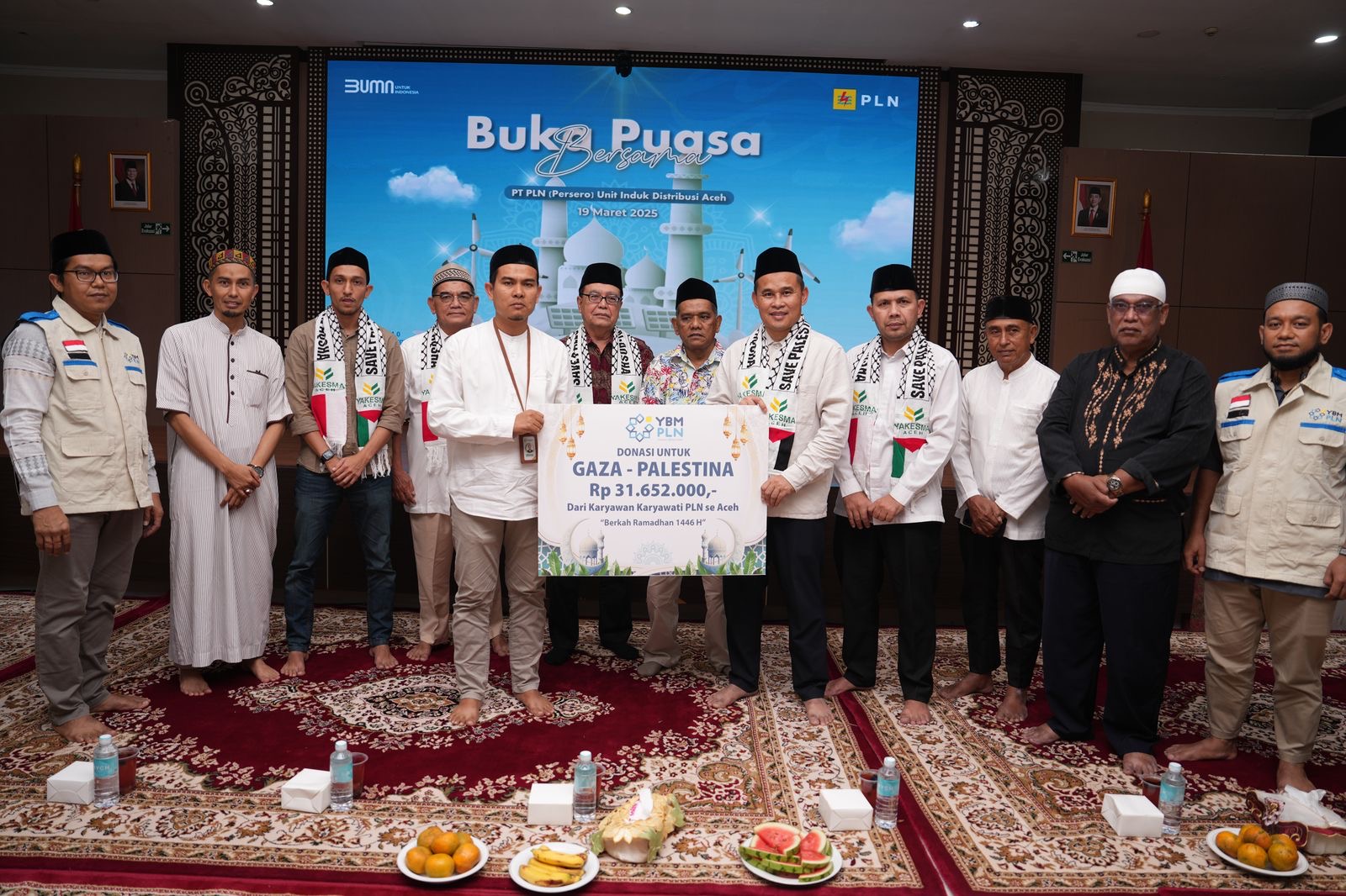 PLN UID Aceh menyalurkan donasi senilai Rp 31.652.000 untuk membantu merenovasi masjid-masjid yang terdampak konflik di Gaza, Palestina.