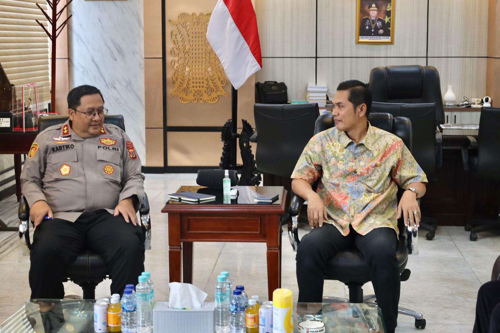 Kapolda Aceh Irjen Pol Achmad Kartiko menerima audiensi Plt Sekda Aceh M Nasir Syamaun, Kamis, 24 April 2025