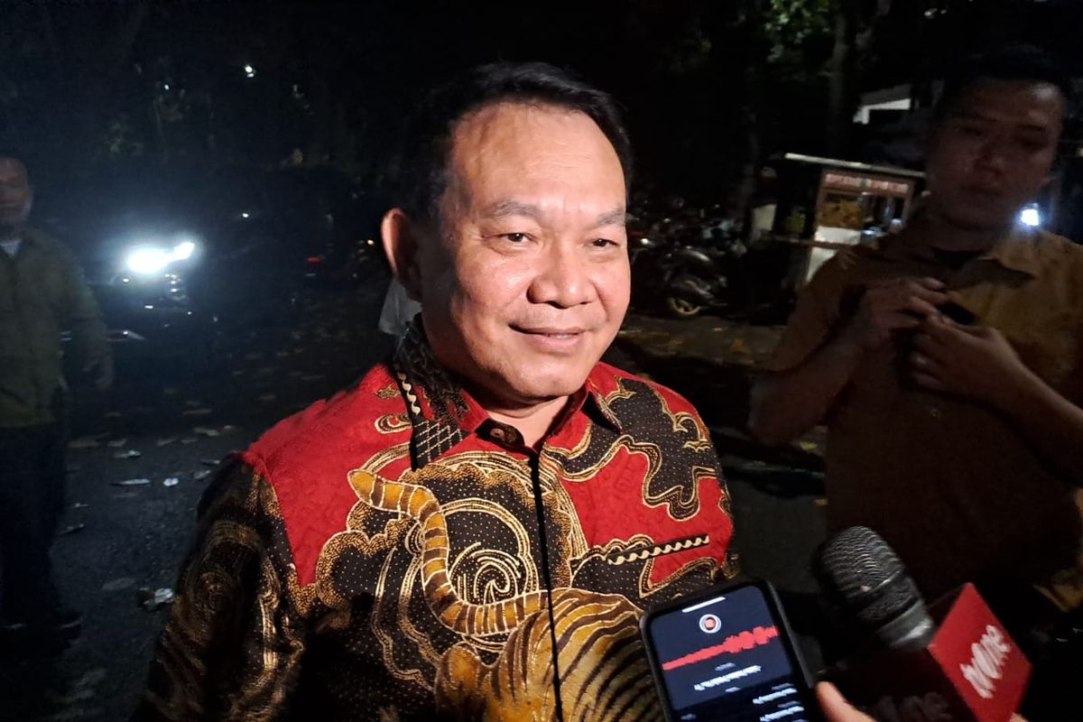 Penasihat Khusus Presiden Urusan Pertahanan Nasional, Jenderal (purn) Dudung Abdurachman,