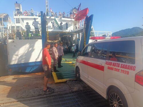 Jenazah wisatawan Malaysia, Haikal Rafie Bin Halim (33), yang meninggal dunia saat diving di Sabang pada Sabtu, 31 Mei 2025 dibawa ke Banda Aceh. (Foto: For Infoaceh.net)