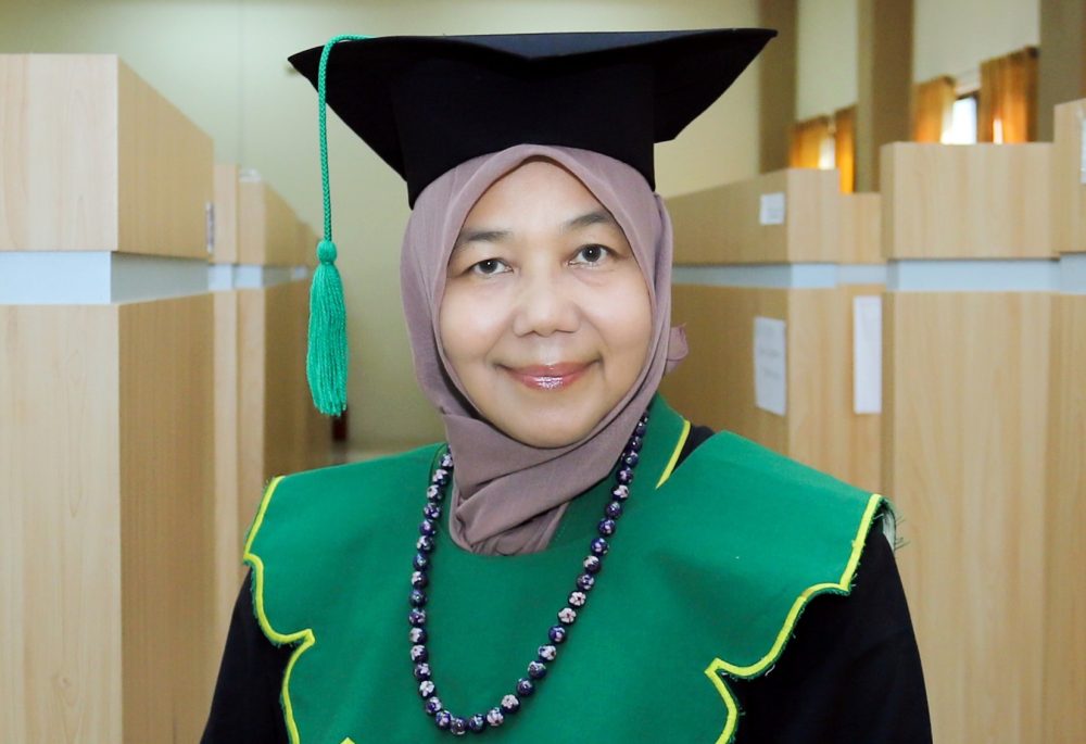 Dosen Prodi Pendidikan Bahasa Inggris UIN Ar-Raniry Prof Dr Asna Husin diangkat sebagai Profesor Tamu di McLean Center for the Study of Culture and Values, The Catholic University of America, Washington DC Amerika Serikat