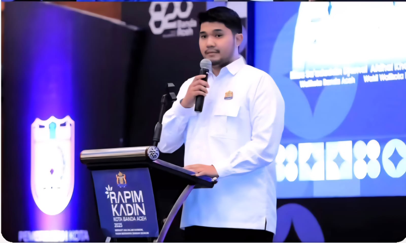 Direktur Eksekutif KADIN Kota Banda Aceh, Muhammad Luthfi, dalam RAPIM KADIN 2025 di Hote Hermes Palace, Senin (5/5)