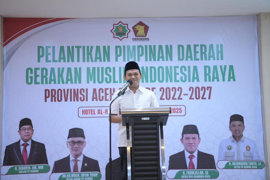Wakil Gubernur Aceh, Fadhlullah memberi sambutan pada acara pelantikan pimpinan daerah GEMIRA Provinsi Aceh, di Banda Aceh, Sabtu (17/6/2025)