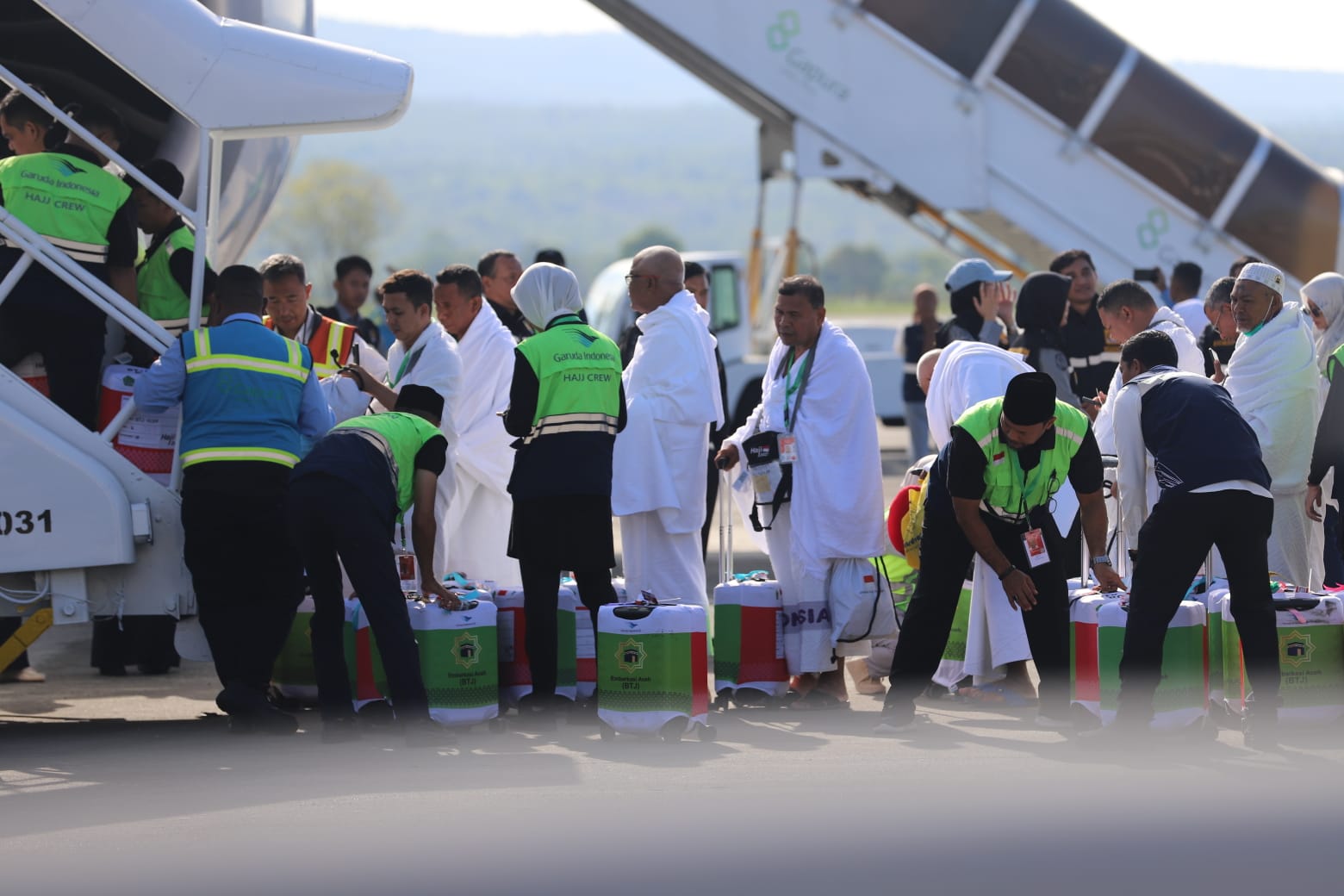 Jamaah haji Aceh kloter 02 sudah diberangkatkan ke Tanah Suci, Arab Saudi Senin (19/5).