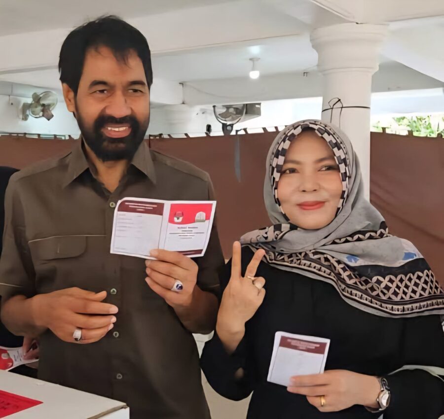 Salmawati, yang akrab disapa Bunda Salma, istri Gubernur Aceh Muzakir Manaf (Mualem), dijadwalkan akan dilantik sebagai anggota DPRA pada Rabu siang, 21 Mei 2025.