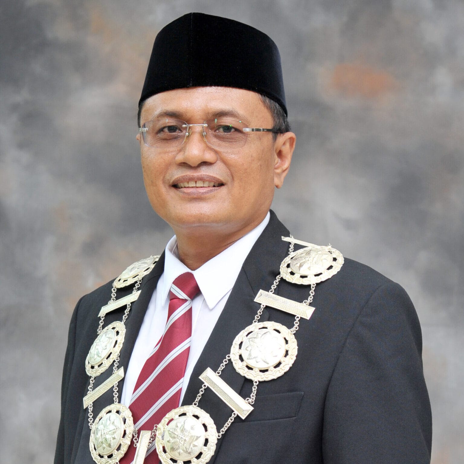 Dekan FKP USK Prof Dr Ir Muchlisin ZA SPi MSc