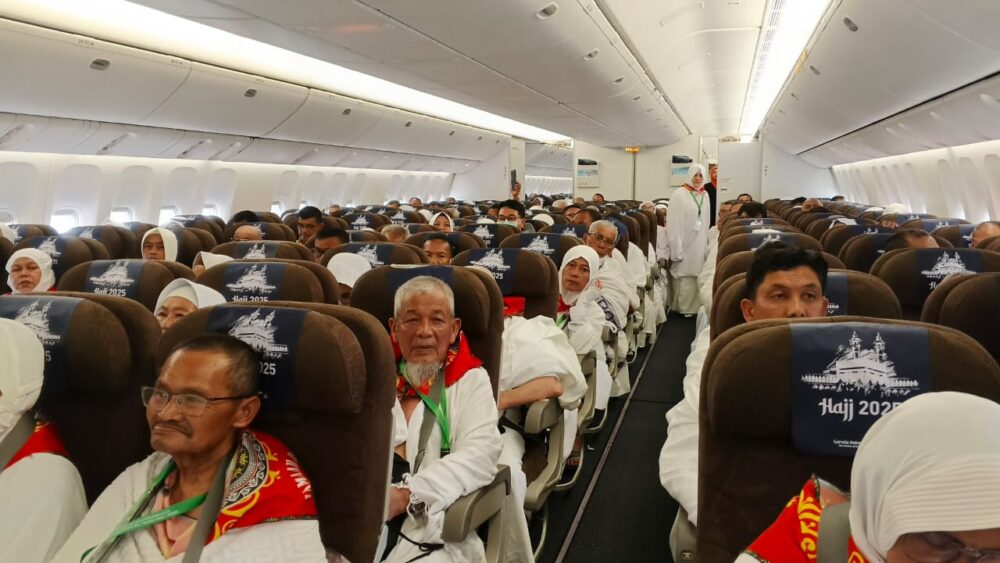 Jamaah haji Aceh Kloter 03 sudah mendarat di Bandara King Abdul Aziz, Jeddah, Arab Saudi, Selasa (20/5). (Foto: For Infoaceh.net)