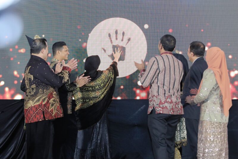 Wali Kota Banda Aceh Illiza Sa’aduddin Djamal meluncurkan Code Stroke, pusat layanan stroke terintegrasi di RSUD Meuraxa dalam acara Faculty Dinner Pertemuan Ilmiah Nasional (PIN) II Perhimpunan Dokter Spesialis Neurologi Indonesia (Perdosni), Kamis malam, 29 Mei 2025, di Balee Meuseuraya Aceh