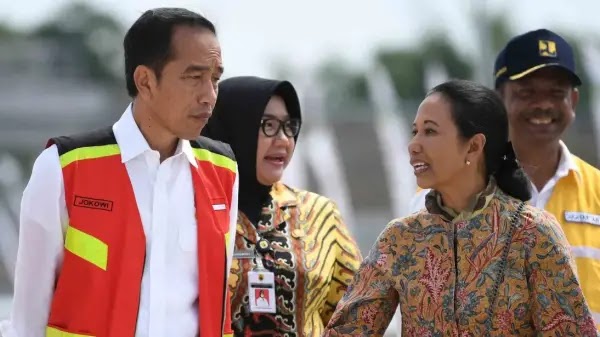Kedekatan Rini Soemarno-Jokowi Kembali Diungkap Usai Kisruh Sidang Tom Lembong