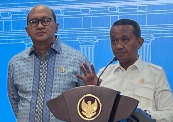 Pemerintah Indonesia menyatakan kesiapannya untuk mengekspor listrik ke Singapura, sebagai hasil dari kunjungan kenegaraan Presiden RI Prabowo Subianto ke Negeri Singa pada Senin, 16 Juni 2025.