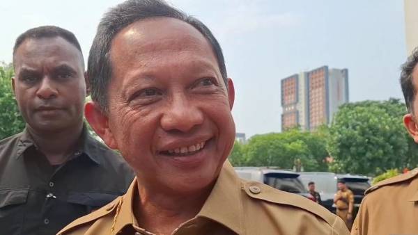 Tito Punya Agenda Tersembunyi Goyang Prabowo dari Dalam?
