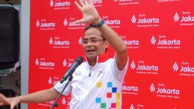 Hari Ulang Tahun ke-498 Jakarta menjadi momentum penting untuk memperkenalkan logo baru dan nama Bank Jakarta sebagai call name atau merek dagang baru dari PT Bank DKI.